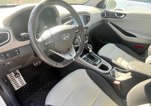 Hyundai IONIQ cena 69000 przebieg: 98500, rok produkcji 2017 z Wrocław małe 154